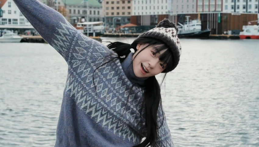 All chapters, endings, and achievements for Luo Xueer in Love Begins With Goodbye game.